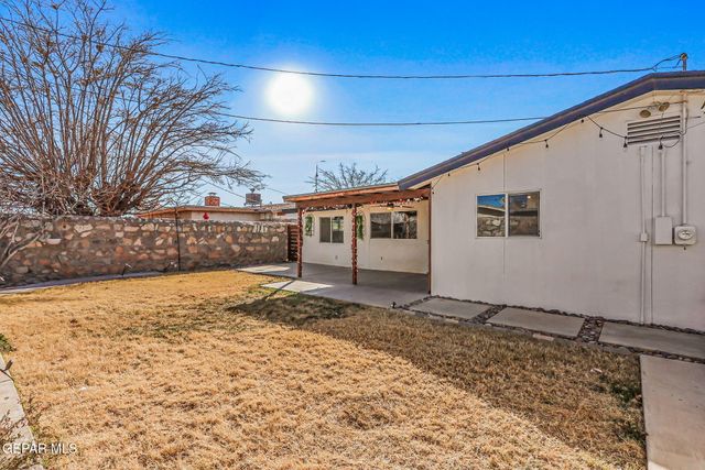 5713 CRESTON Avenue, El Paso, TX 79924