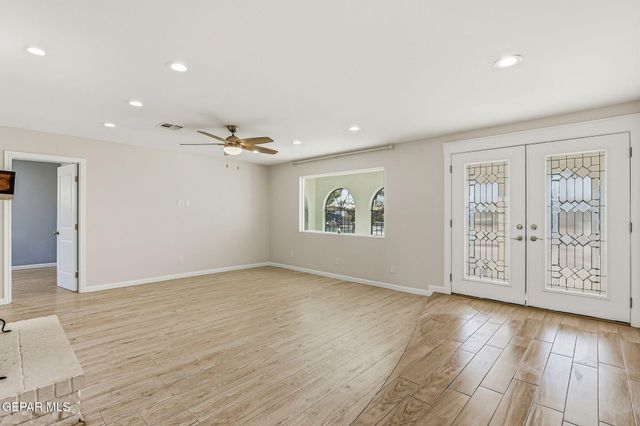 5713 CRESTON Avenue, El Paso, TX 79924