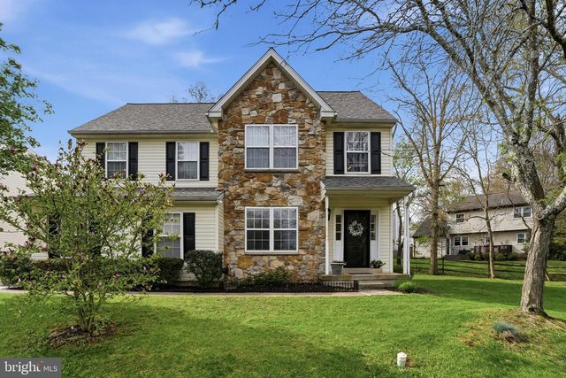 360 ESSEX CT, Perkasie, PA 18944