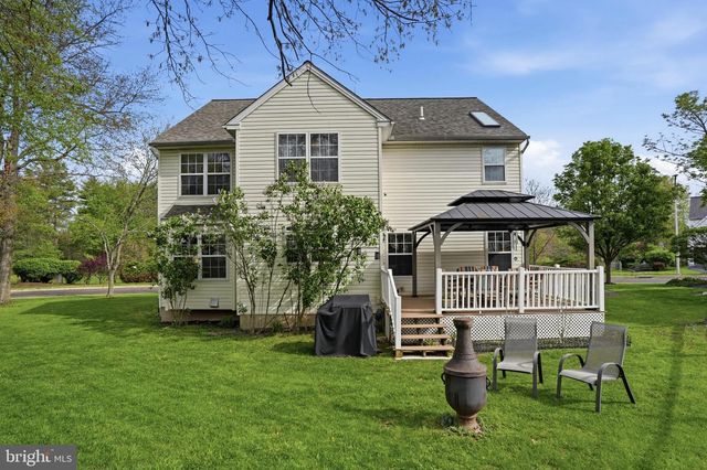 360 ESSEX CT, Perkasie, PA 18944