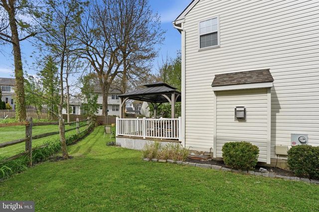 360 ESSEX CT, Perkasie, PA 18944