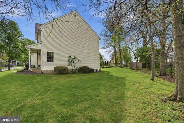 360 ESSEX CT, Perkasie, PA 18944