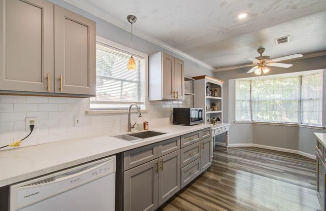 15603 Boulder Oaks Drive, Houston, TX 77084