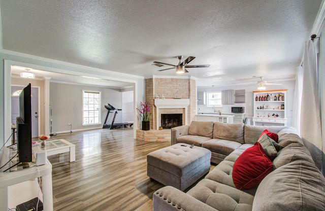 15603 Boulder Oaks Drive, Houston, TX 77084