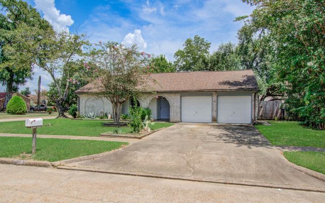 15603 Boulder Oaks Drive, Houston, TX 77084