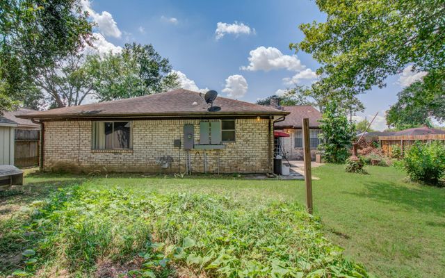 15603 Boulder Oaks Drive, Houston, TX 77084