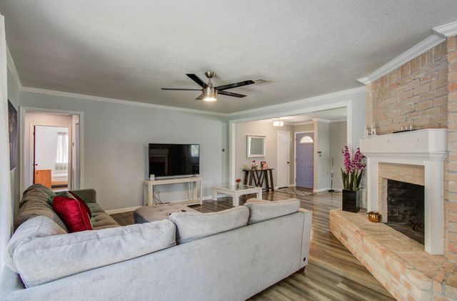 15603 Boulder Oaks Drive, Houston, TX 77084