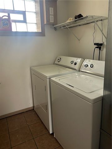 225 Tasso St, Greenfield, PA 15207