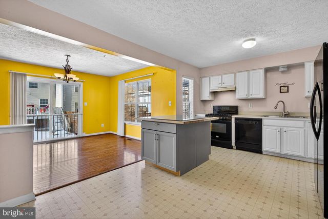 5109 CASTLESTONE DR, Baltimore, MD 21237