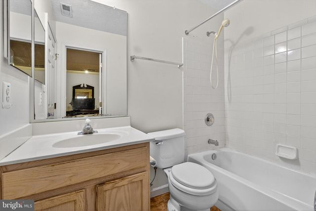 5109 CASTLESTONE DR, Baltimore, MD 21237