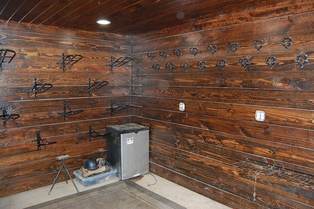 2152 Iron Works Pike, Lexington, KY 40511