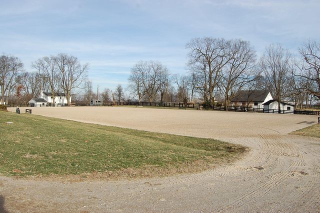 2152 Iron Works Pike, Lexington, KY 40511