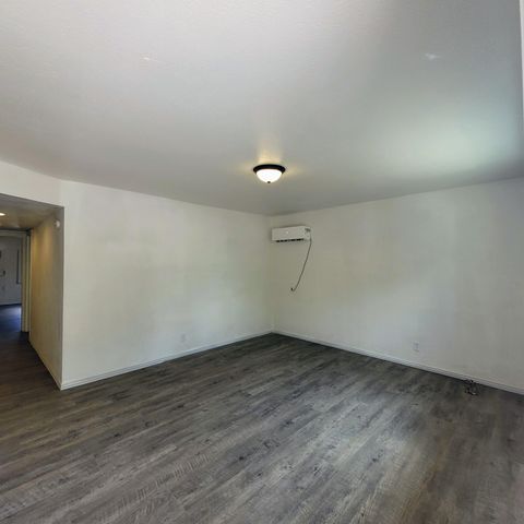 1615 Grant Street, Levelland, TX 79336