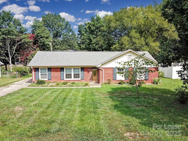 6313 Clearwater Drive, Indian Trail, NC 28079