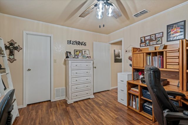 214 Southridge, Edgewood, TX 75117