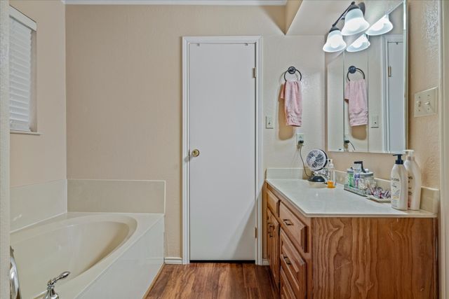 214 Southridge, Edgewood, TX 75117