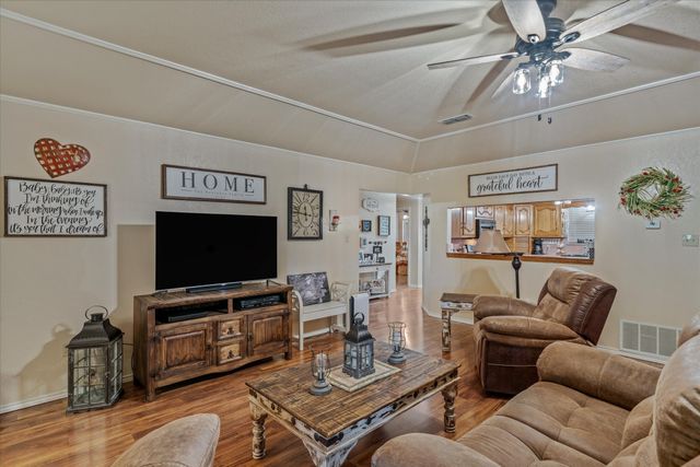 214 Southridge, Edgewood, TX 75117
