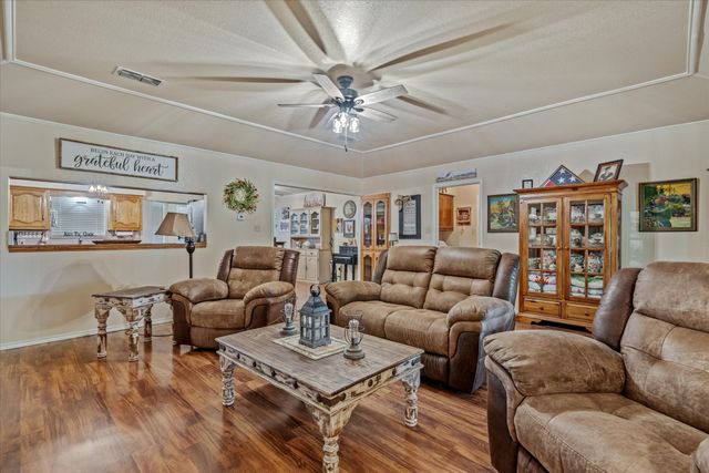 214 Southridge, Edgewood, TX 75117