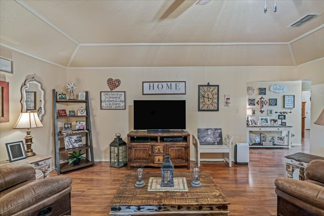 214 Southridge, Edgewood, TX 75117