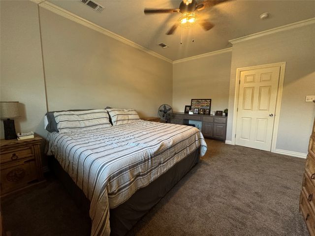 510 N Friou Street, Alvarado, TX 76009