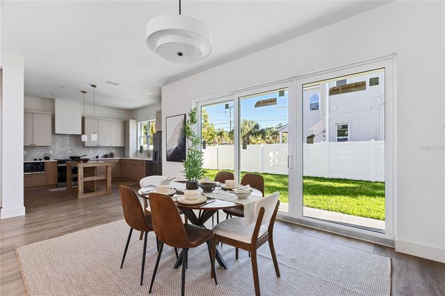 1517 ESCORT AVENUE, Tampa, FL 33610