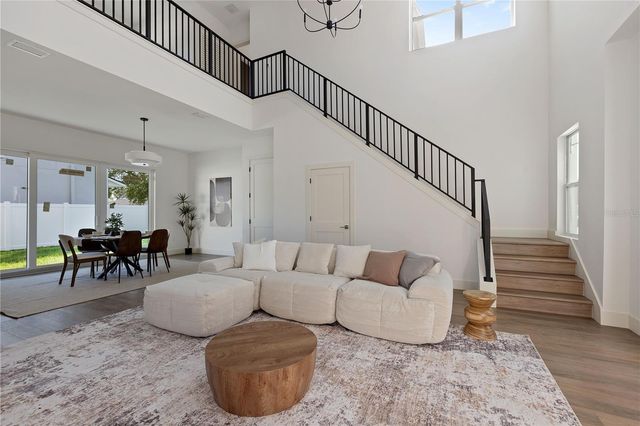 1517 ESCORT AVENUE, Tampa, FL 33610