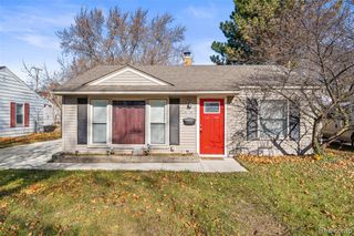 35740 Glen Street, Westland, MI 48186