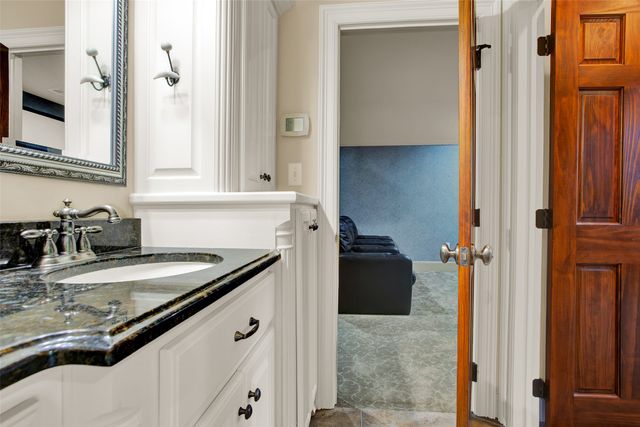 48 Summit Oaks Circle, Denison, TX 75020