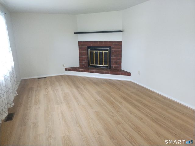 47 Southwind Lane 47, Milford, CT 06460