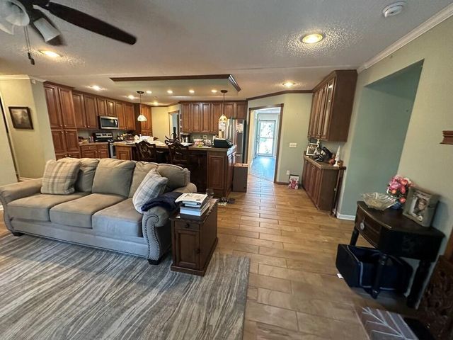 507 Tom Stockman Rd., Moselle, MS 39459