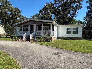 507 Tom Stockman Rd., Moselle, MS 39459