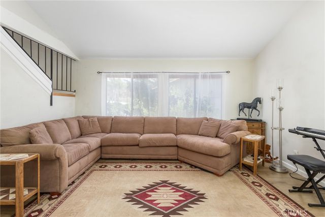 3094 Small Canyon, Highland, CA 92346