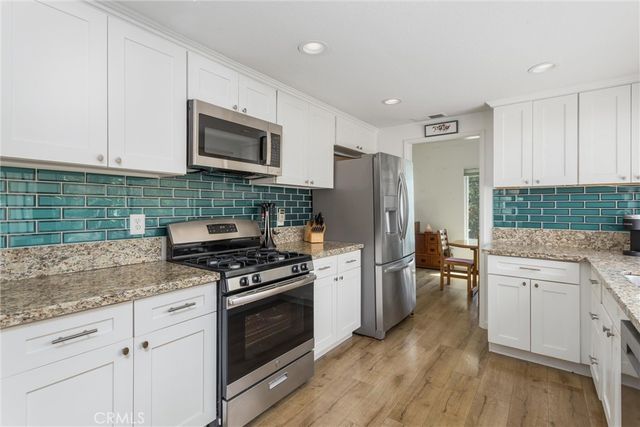 3094 Small Canyon, Highland, CA 92346