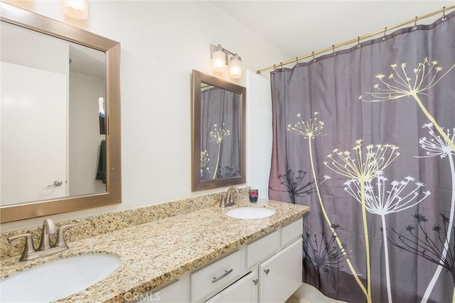 3094 Small Canyon, Highland, CA 92346
