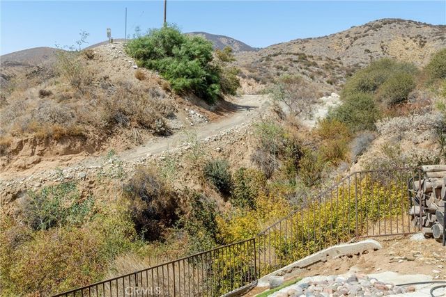 3094 Small Canyon, Highland, CA 92346