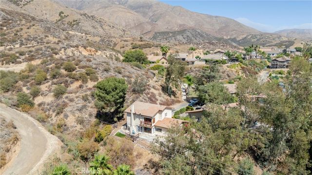 3094 Small Canyon, Highland, CA 92346