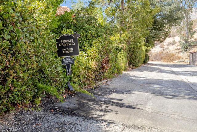 3094 Small Canyon, Highland, CA 92346