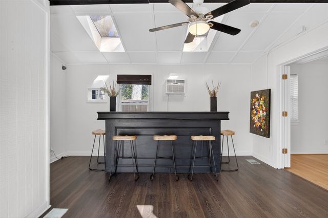 10329 Lake Gardens Drive, Dallas, TX 75218