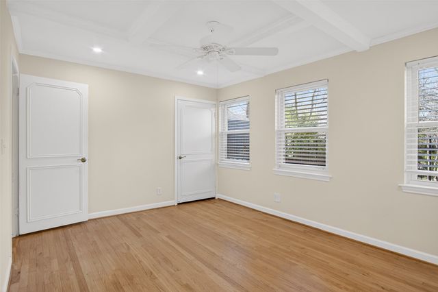 10329 Lake Gardens Drive, Dallas, TX 75218