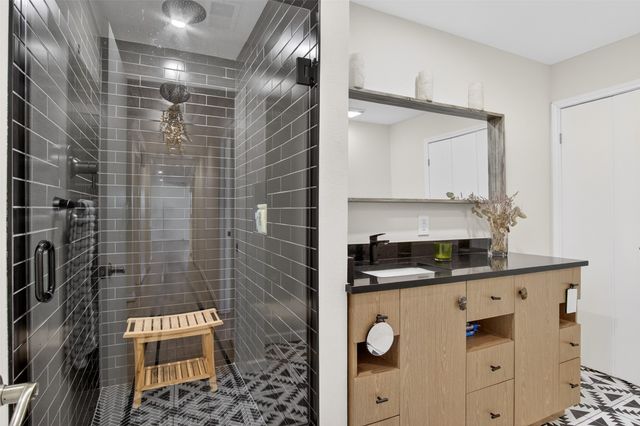 10329 Lake Gardens Drive, Dallas, TX 75218