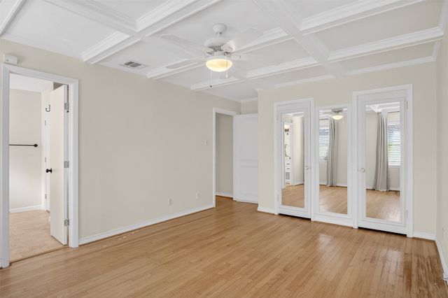 10329 Lake Gardens Drive, Dallas, TX 75218