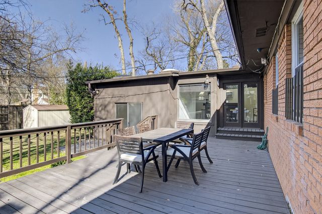 10329 Lake Gardens Drive, Dallas, TX 75218