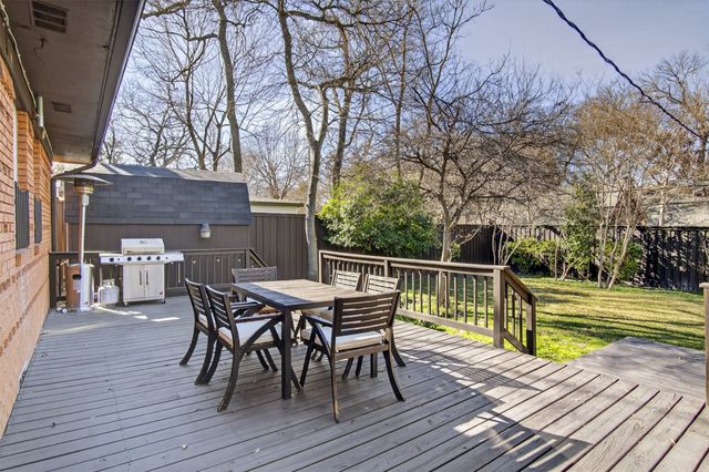 10329 Lake Gardens Drive, Dallas, TX 75218