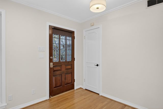 10329 Lake Gardens Drive, Dallas, TX 75218