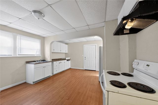 1712 Catalpa Drive, Dayton, OH 45406