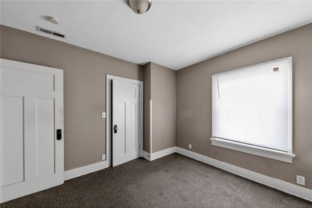 1712 Catalpa Drive, Dayton, OH 45406