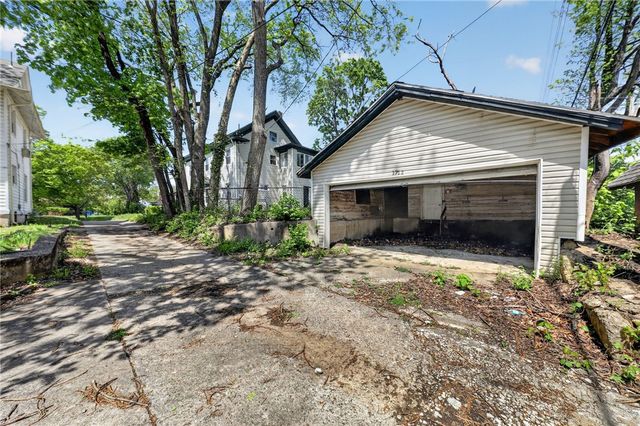 1712 Catalpa Drive, Dayton, OH 45406