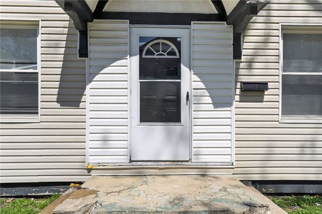 1712 Catalpa Drive, Dayton, OH 45406