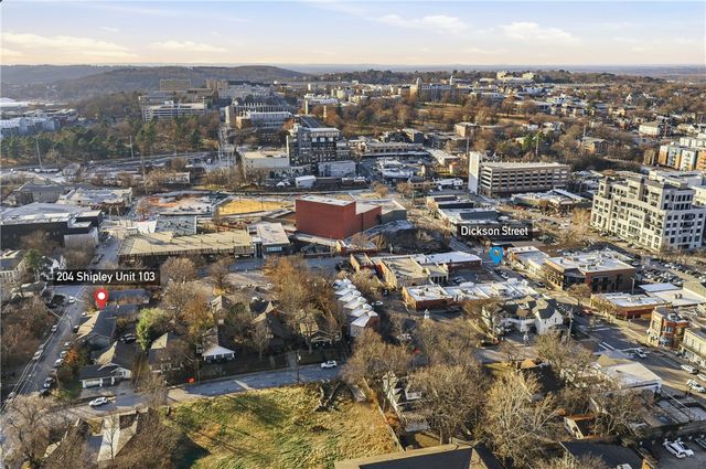 204 N Shipley, Fayetteville, AR 72701