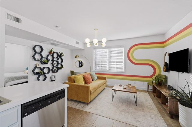 204 N Shipley, Fayetteville, AR 72701